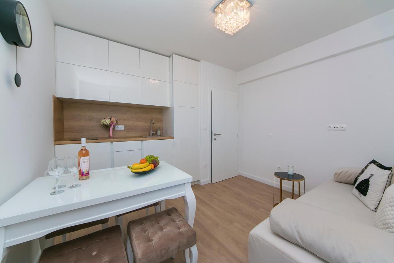 Ferienwohnung Apartman Sunset Makarska Exterior foto