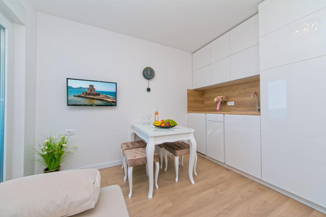 Ferienwohnung Apartman Sunset Makarska Exterior foto